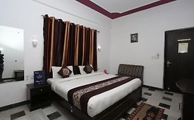 Priya Hotel Agra
